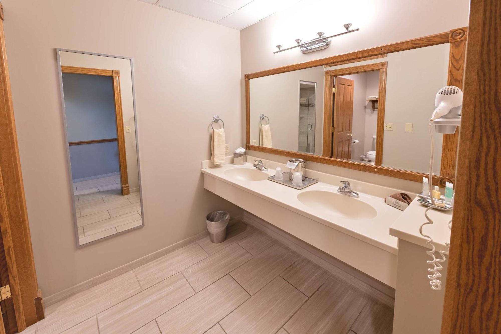 Carlisle Inn والنوت كريك المظهر الخارجي الصورة